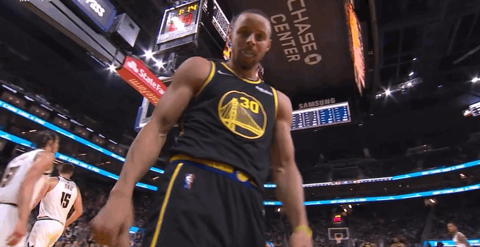 里昂训练开放日;冲刺阶段回应争议引欢呼;足总杯在即;纪律约束更严格(中老年抗阻力训练6个动作) 里昂训练开放日;冲刺阶段回应争议引欢呼;足总杯在即;纪律约束更严格(中老年抗阻力训练6个动作)